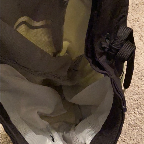 VANS Size 23 men’s swim trunks board shorts - Picture 6 of 7